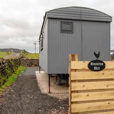 Rooster Hut * Underbarrow